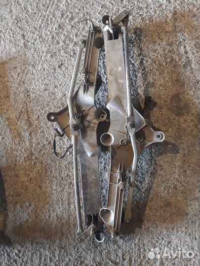 Трапеция стеклоочистителя Мерседес Бенц W220