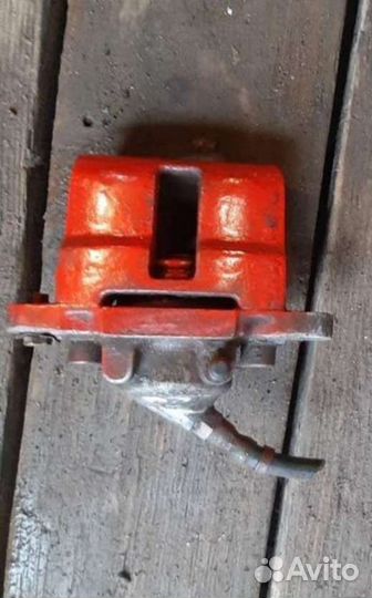 Продам в сборе суппорт для ваз-2114