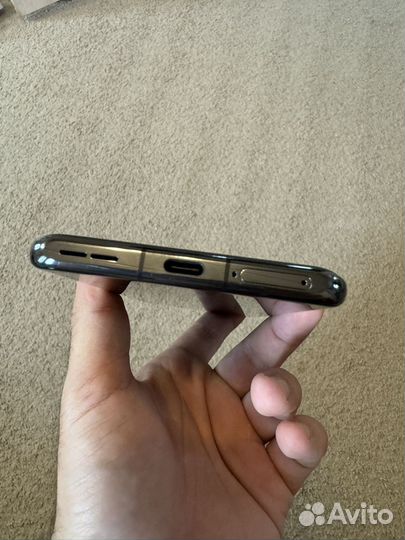 OnePlus 11, 16/256 ГБ