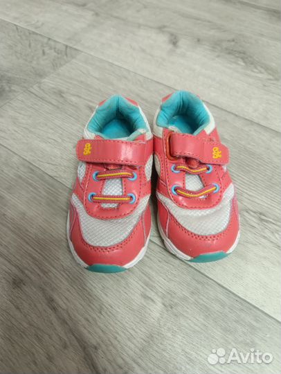 Кроссовки для девочки или мальчика 23