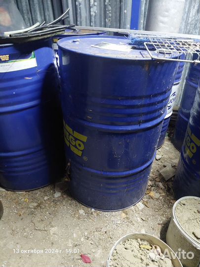 Бочка из под гидравлического масла