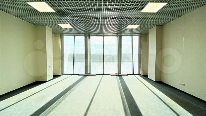 Офис 347,5 м2 с панорамными окнами