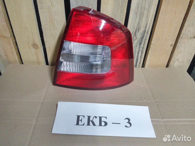 Фонарь правый Octavia A5 2008-2013