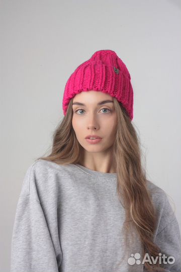 Шапка вязаная фуксия