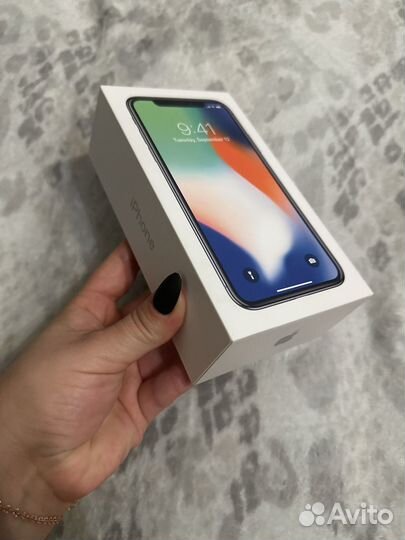 iPhone X, 64 ГБ