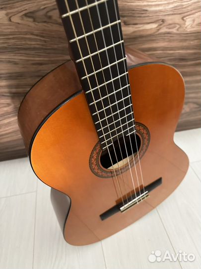 Гитара Yamaha C 40