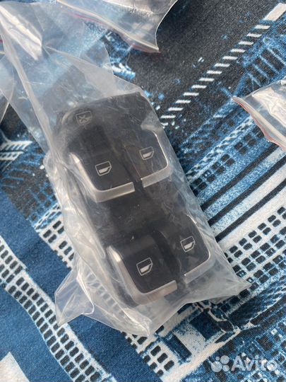 Блок управления стеклоподьемников audi a4 b8