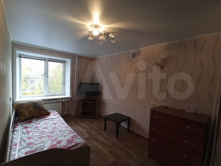 2-к. квартира, 43 м², 3/9 эт.