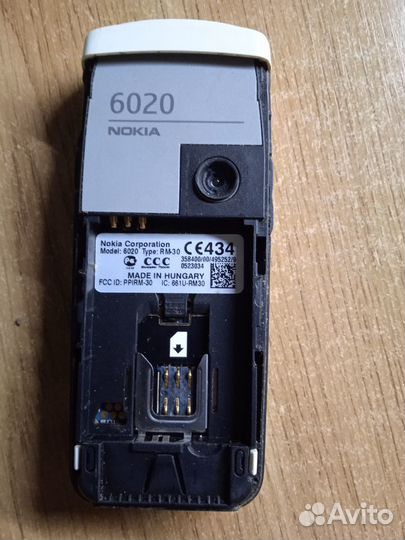 Телефон nokia 6020