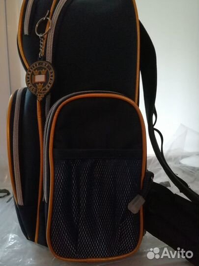 Школьный рюкзак 