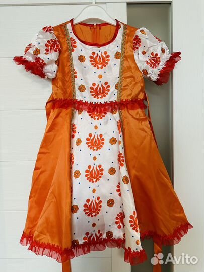 Продам карнавальное платье-лисичка для девочки