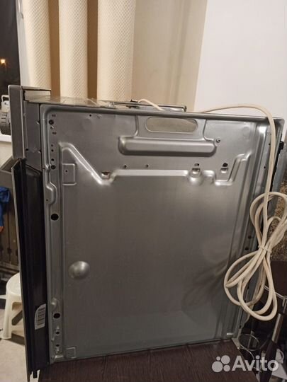 Газовый духовой шкаф встраиваемый Zanussi