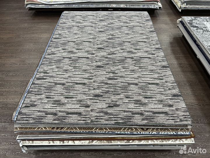 Палас новый 2х3м