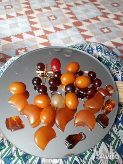 Бусины янтаря от старинный украшений