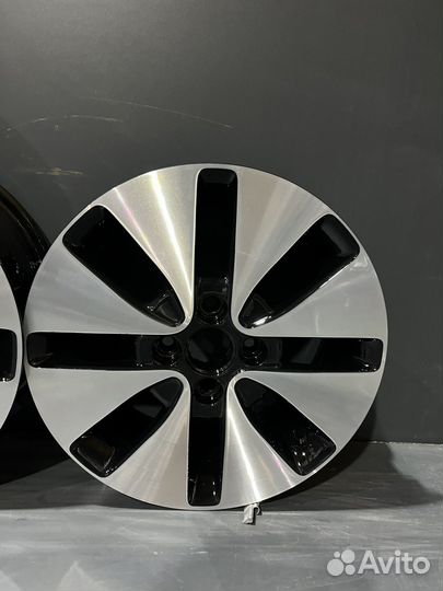Литые диски R15 на Kia rio