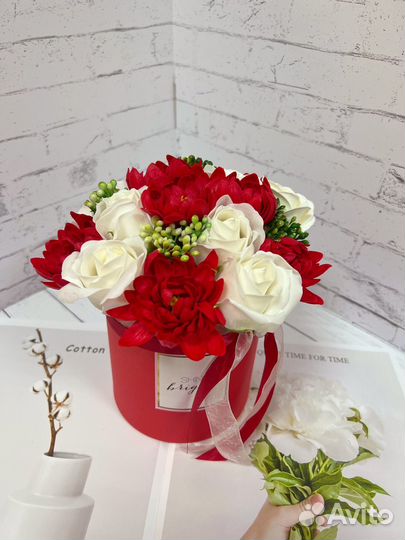 Букет из мыла на 8 марта хризантемы