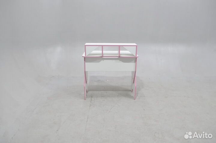 Стол для школьника