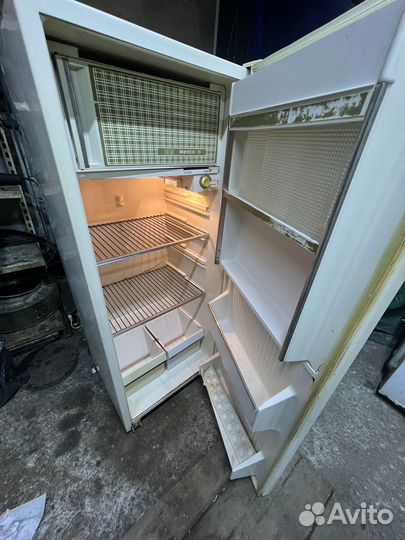 Холодильник бу Минск-11