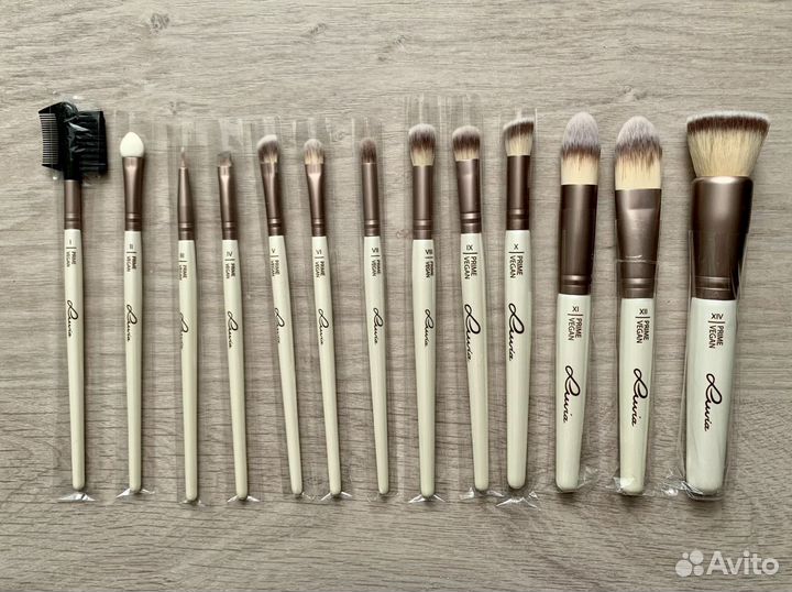 Кисти для макияжа