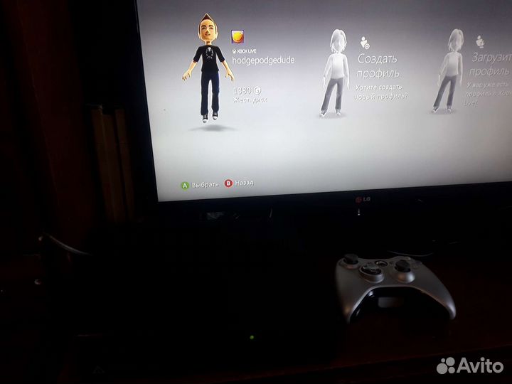 Xbox 360 E 500GB (Продаю или меняю)