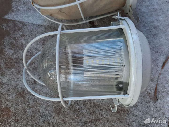 Фонарь уличный