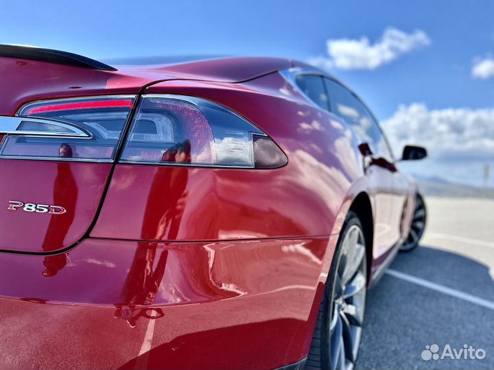 Tesla Model S AT, 2015, 60 000 км