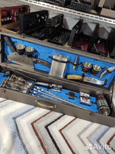 Подарочный набор в чемодане