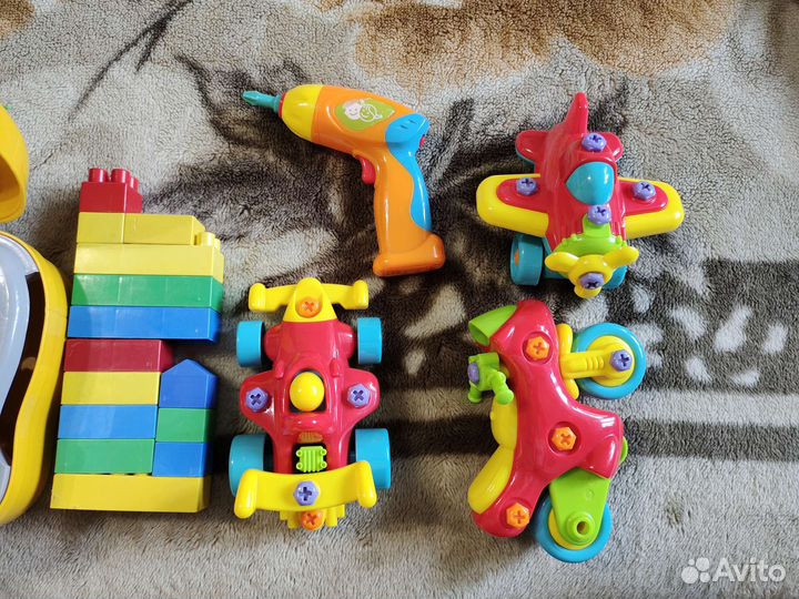 Конструкторы игрушки