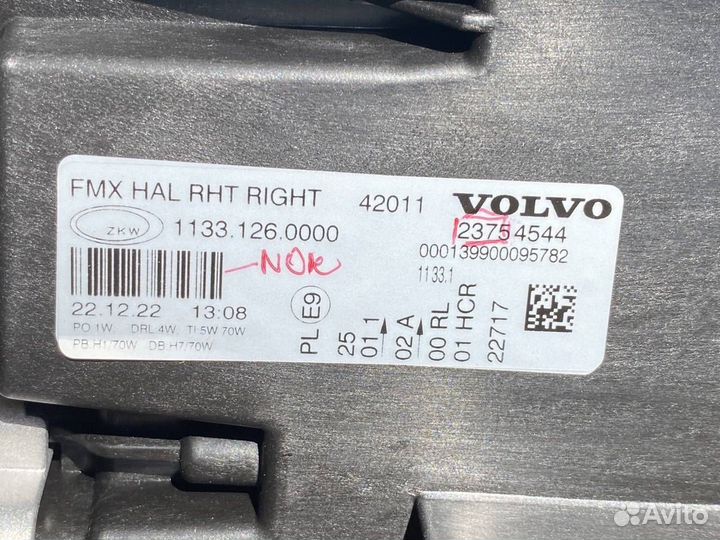 Фара правая Volvo FMX 23754544