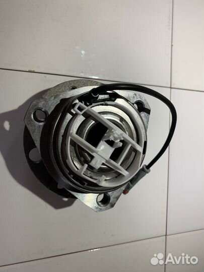 Ступица перед Opel Astra H 2004-2007 Новая