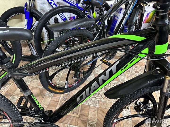 Велосипед на литых дисках 24