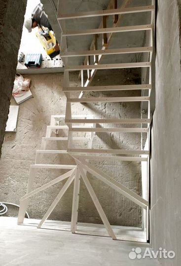 Лестница для дачи