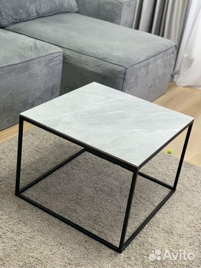 Журнальный столик из керамогранита