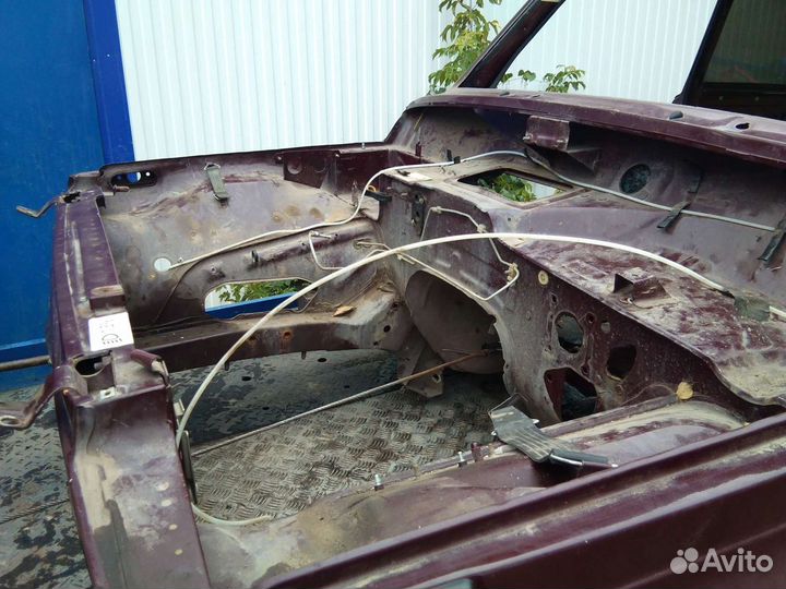 Продам переднюю часть кузова Нива 2014г