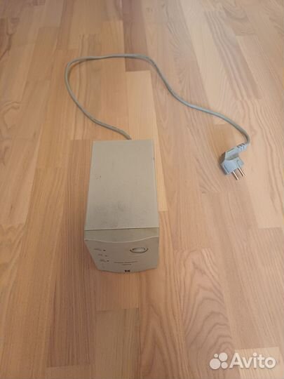 Стабилизатор напряжения defender