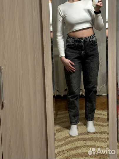 Джинсы mom серые женские 29р