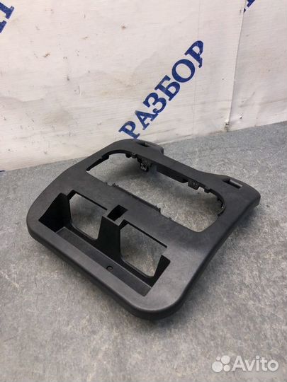 Кронштейн плафона Renault Kaptur