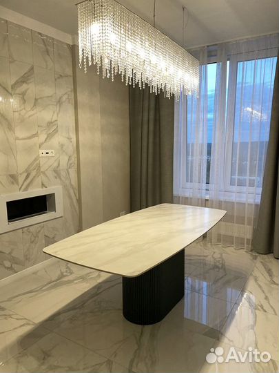 Стол для кафе, ресторана, бара из керамогранита