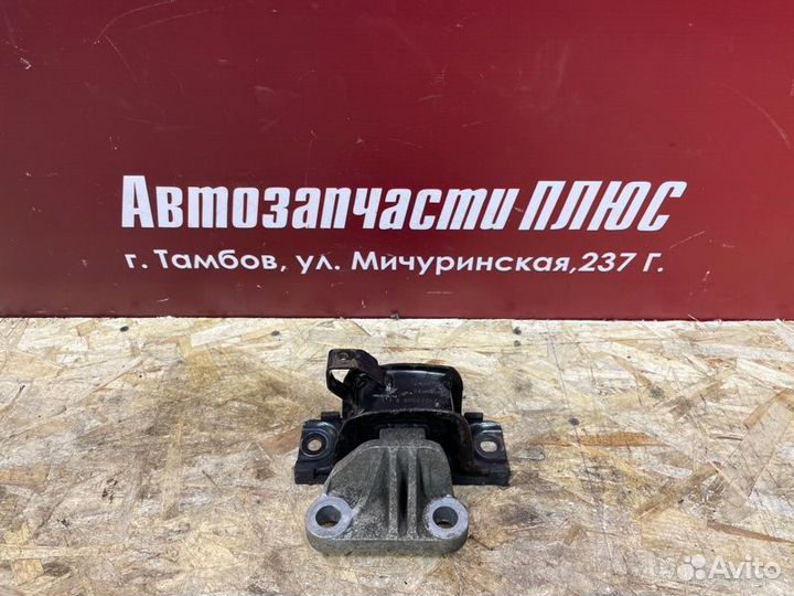 Опора двигателя Opel Corsa