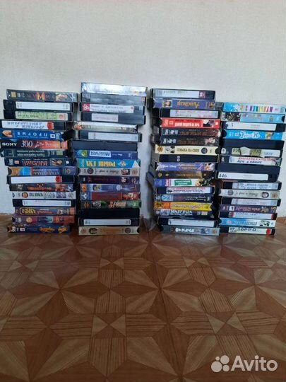 Видеокассеты (42 шт.)