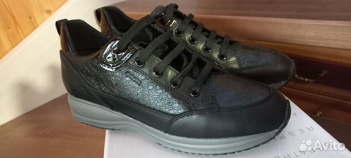 Кроссовки geox