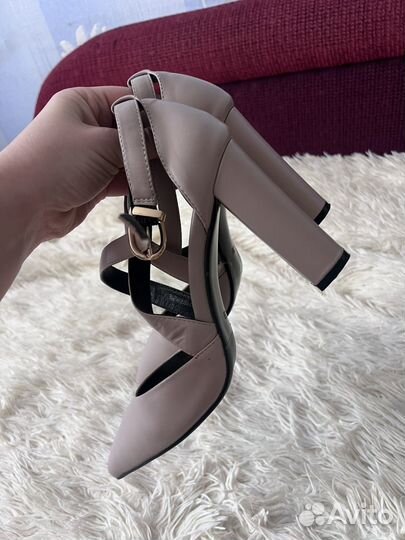 Туфли женские