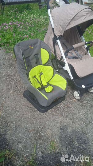 Детское кресло