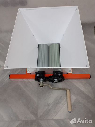 Дробилка (мялка) для винограда лан 24л