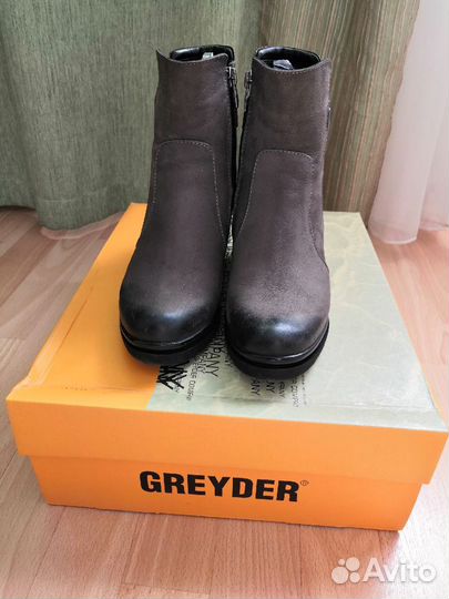 Женские полусапожки / ботильоны из нат.кожи (р.36)