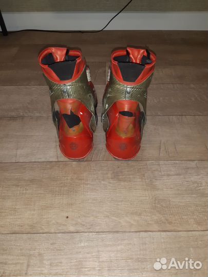 Лыжные коньковые ботинки Alpina