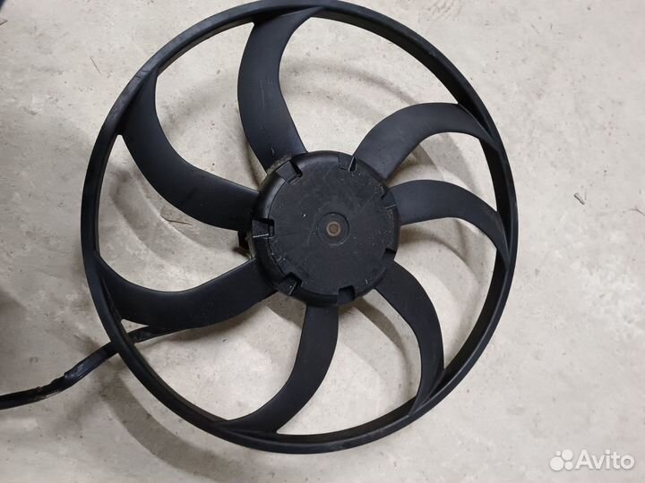 Вентилятор охлаждения для Volkswagen Passat B6