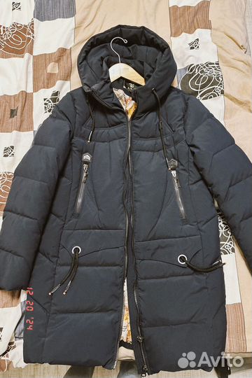Пуховик зимний женский 52