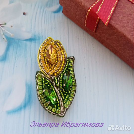 Брошь * Тюльпан *