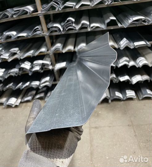 Порог левый Mazda Xedos 9, Eunos 800, Millenia 199